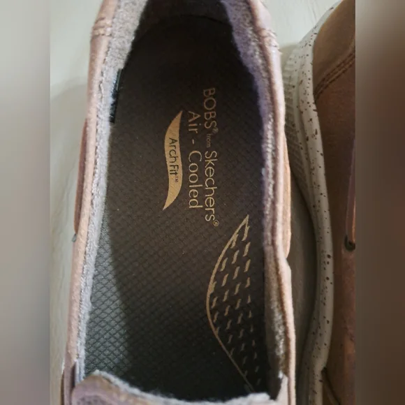 BOBS ArchFit Loafers - Picture 7 of 8